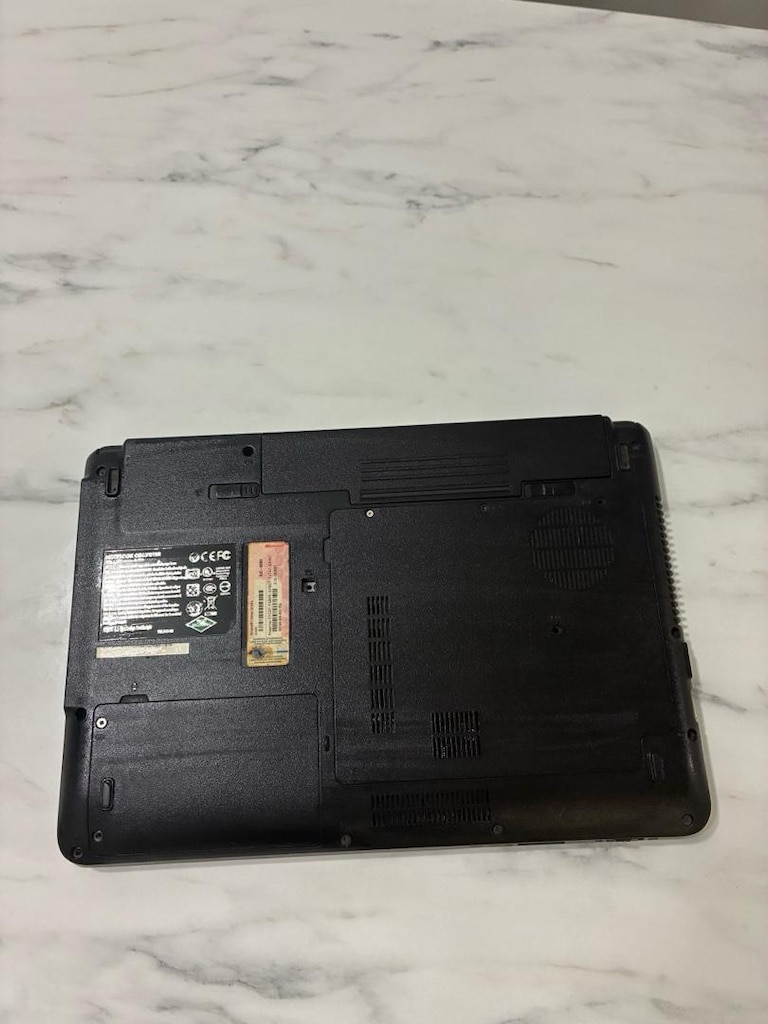 GRUNDIG 4 GB RAM LAPTOP - 3