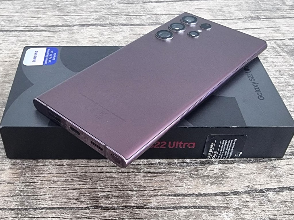 Samsung S22 Ultra / Kutu Fatura TR / 8+128 GB / Hatasız - 9