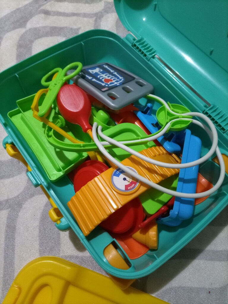 Oyuncak Doktor Seti Takas olur - 2