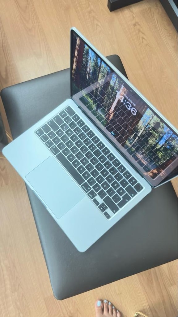 Satılık Apple MacBook Air M4 (2025) – 13” | 16 GB RAM | 256 GB SSD - 10