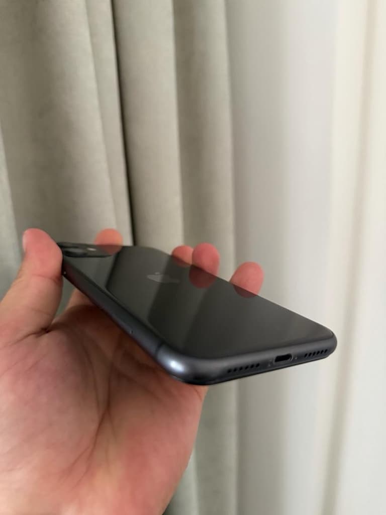 İPhone 11 64 GB TR - 2