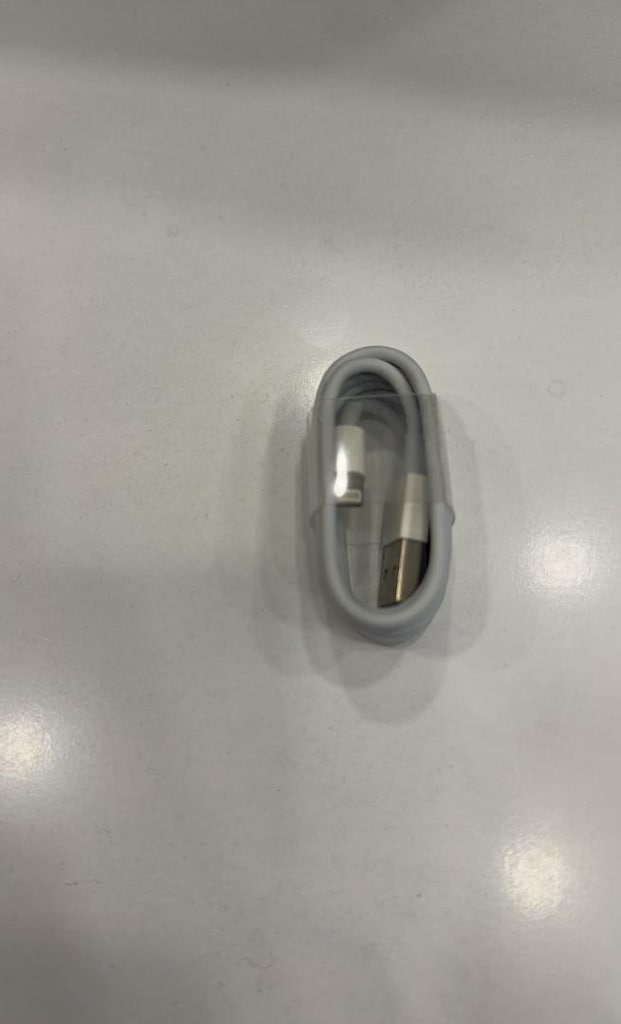Beyaz şarj adaptörü, lightning ve usb - 2