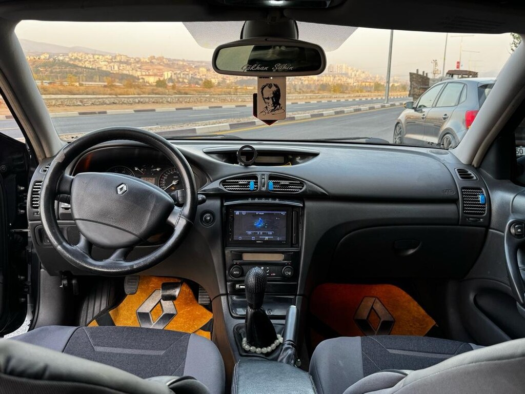 Askeri Personelden Bakımlı Temiz Laguna 22 - 14