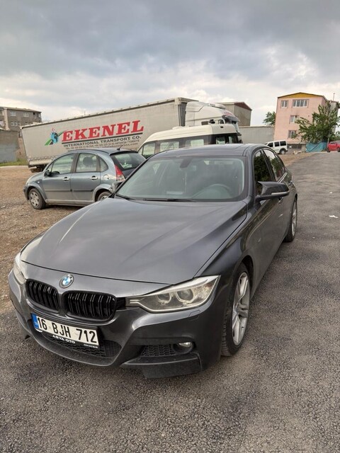 BMW 320i