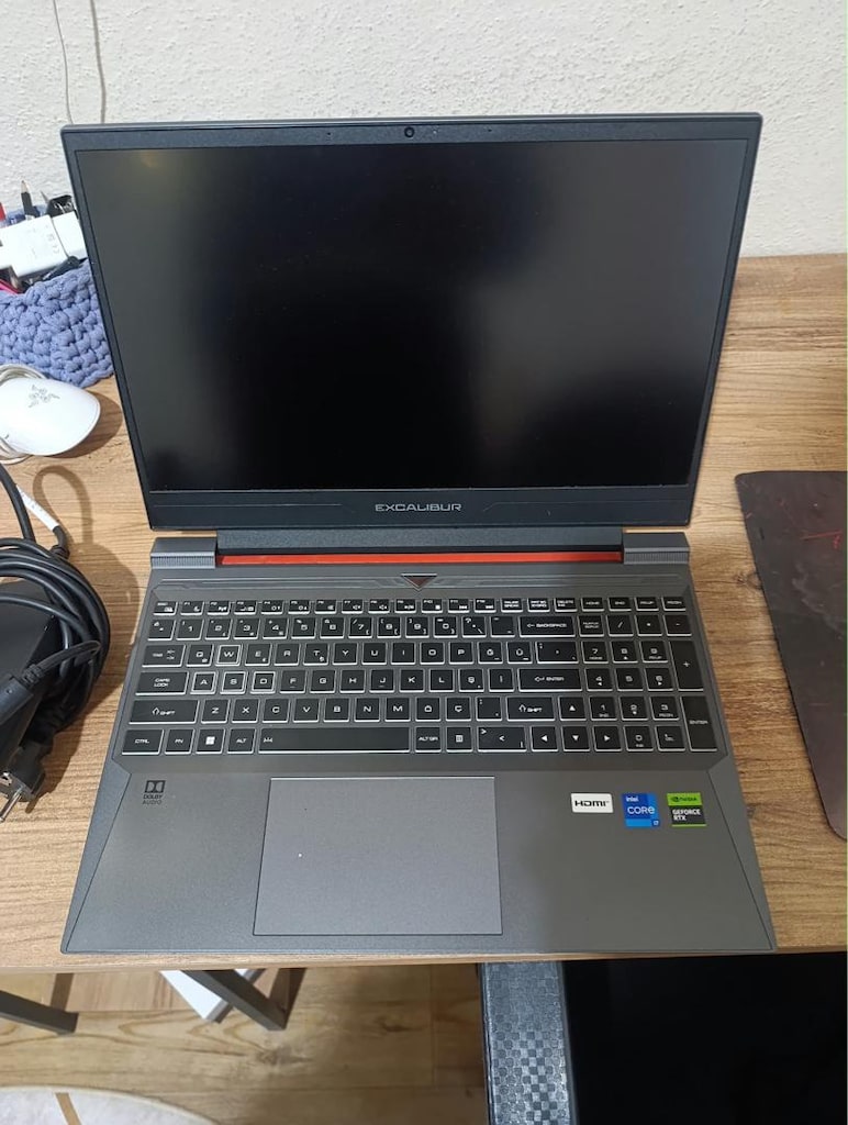 Casper Excalibur G870 Laptop - 5