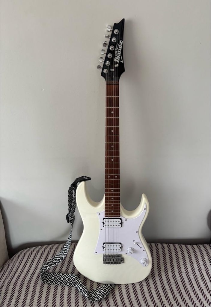 İBANEZ GRX20 ELEKTRO GİTAR+ MARSHALL MG15r AMFİ - 8