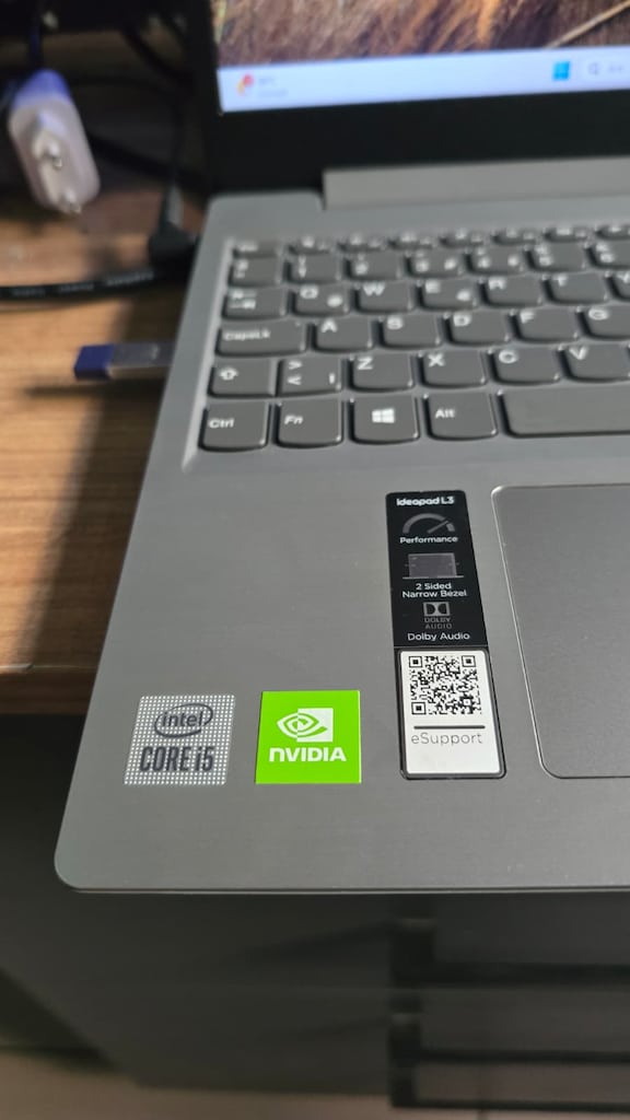 LENOVO 10. NESİL İ5 10210U & 2GB EKRAN KARTLI LAPTOP - 4