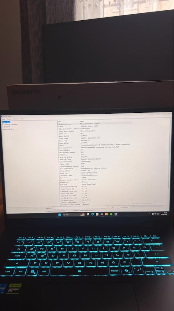 Gigabyte Gaming A16 Laptop - 4