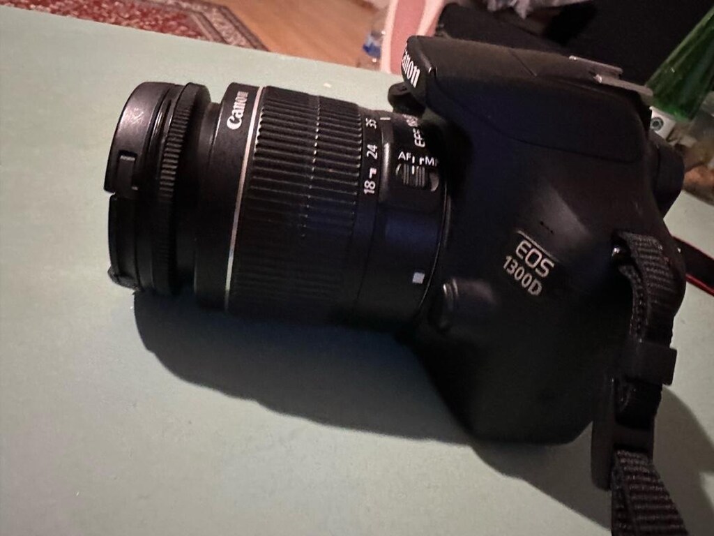 Canon Eos 1300D - 7