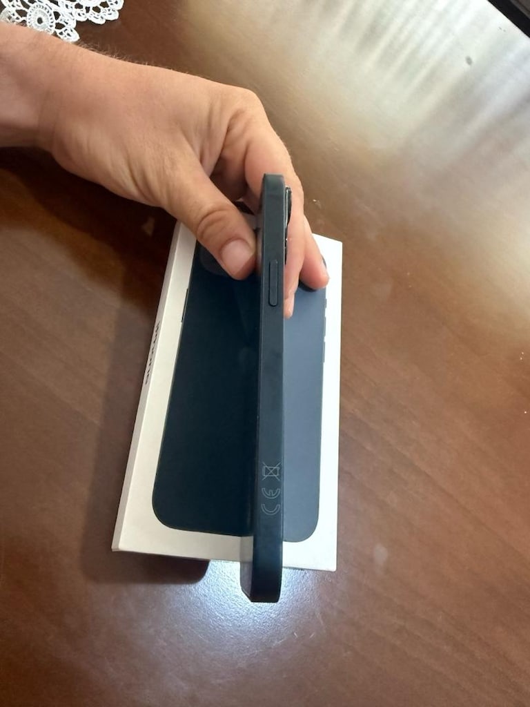 iPhone 13 garantisi devam ediyor temiz ilk sahibiyim - 3