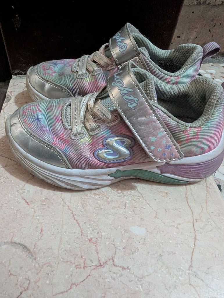skechers ışıklı çocuk spor ayakkabi 25 numara - 3