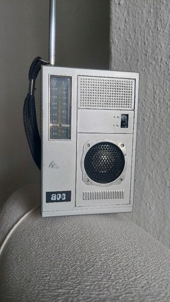 APC MODEL GONG KONG ÜRETİMİ FM BANDTLI RADYO - 3