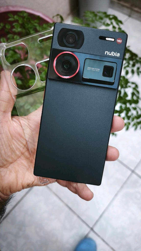 ZTE NUBIA Z60 ULTRA 512/16+12GB TÜRKİYE CİHAZ SİFİR GİBİ ORJİNAL TEMİZ