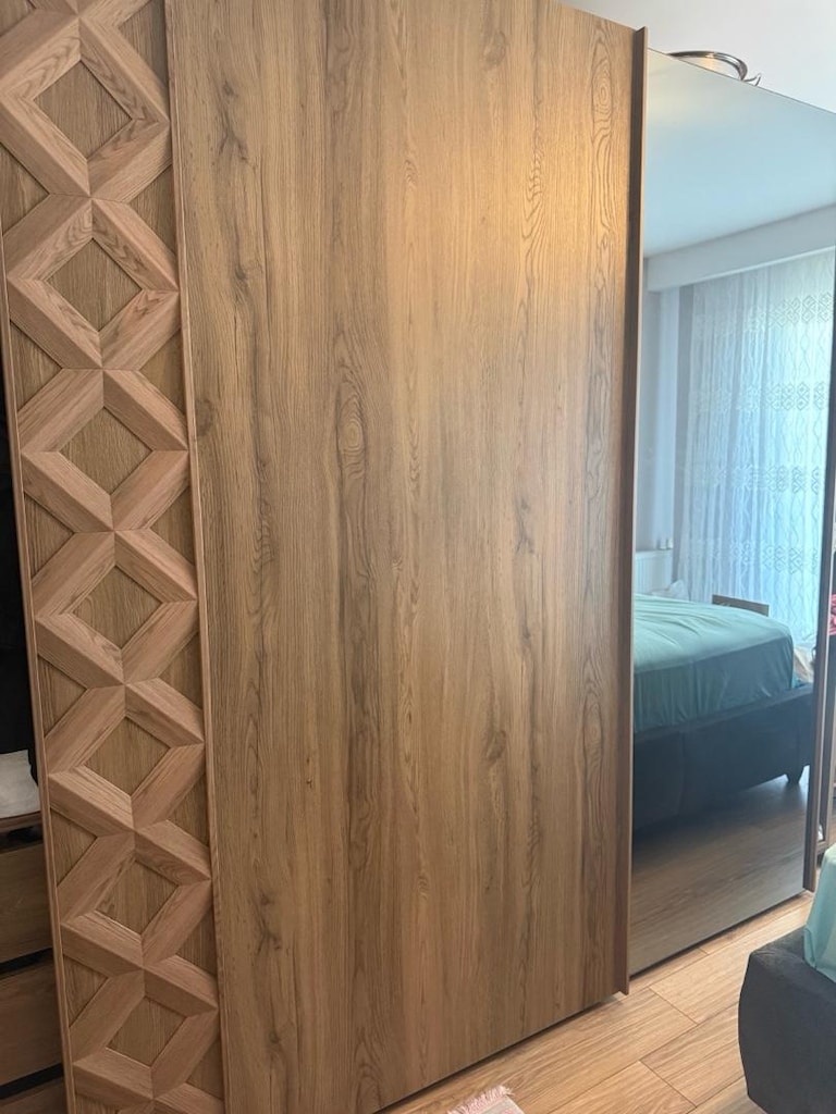 acil-Enza Home Gardırop ve iki adet komodin - 3