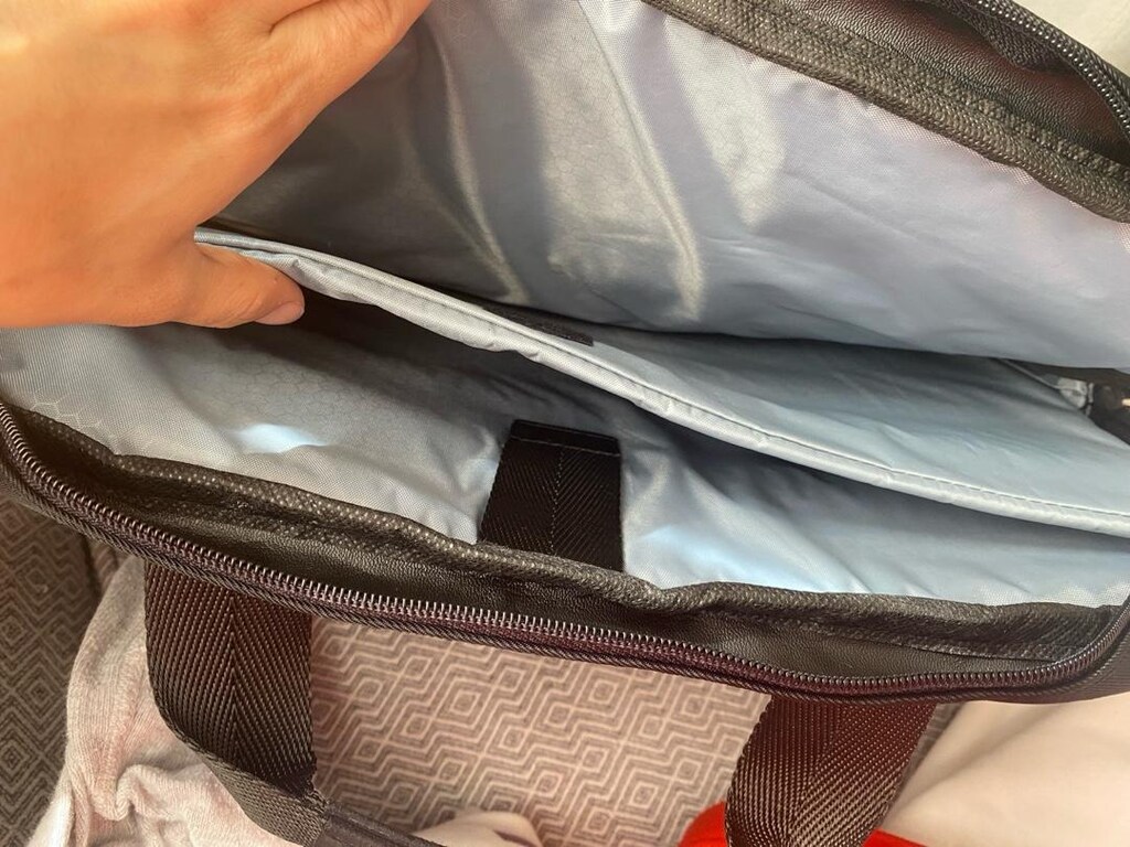Siyah Sarı Detaylı Baskılı laptop çantası - 4
