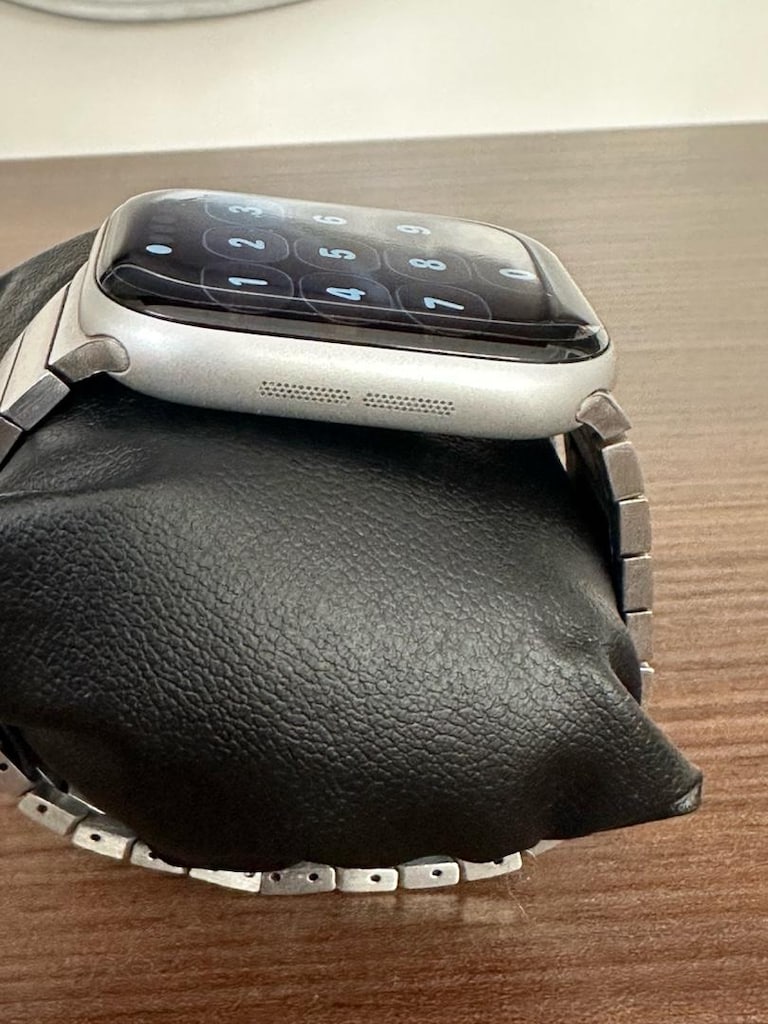 Apple Watch Seri 11 46 MM Gümüş - 5