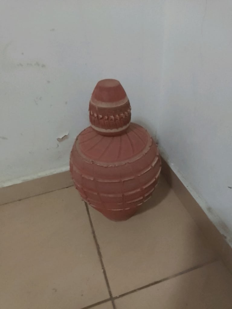 testi ve bardağı - 2