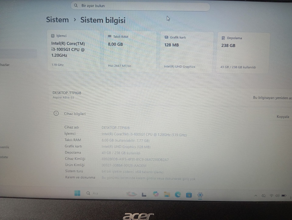 İ3 10.NESİL--8GBGDDR 4---240GB SSD-ONBOARD EKRAN KARTI - 8