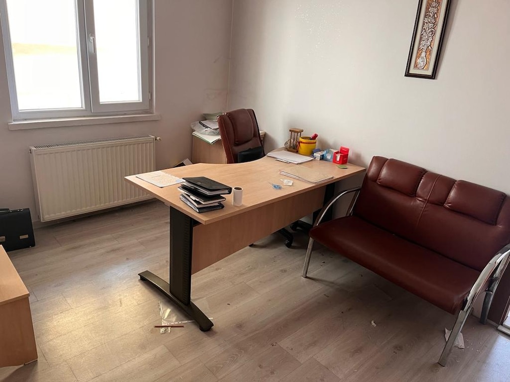 KOMPLE BÜRO MOBİLYASI VE EŞYALARI SATILIK - 12
