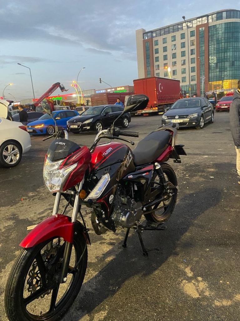 Kırmızı Siyah Motosiklet - 4