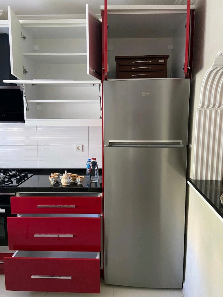 mdf gövde 1. kalite akrilik kapak mutfak dolabı. - 3