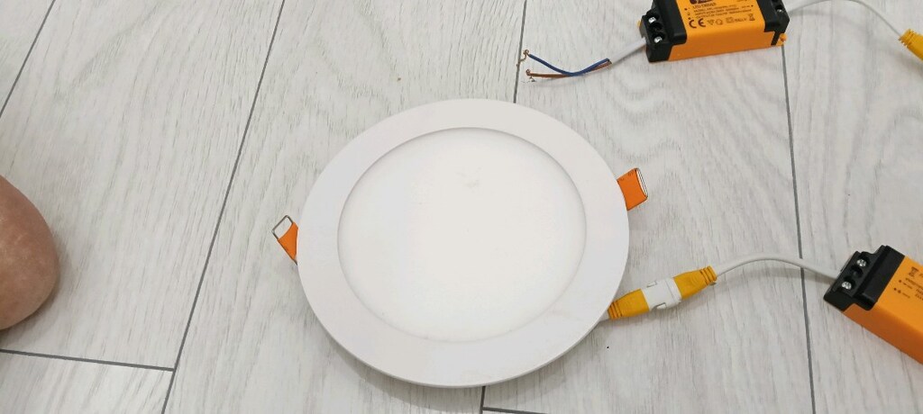 4 adet LED lamba - 2