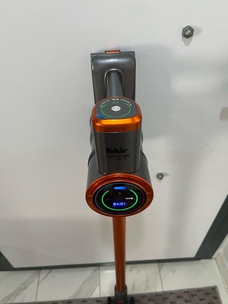 FAKİR İNOVATOR x 7272 ŞARJLI DİKEY SÜPÜRGE-Temiz ve sorunsuz - 6