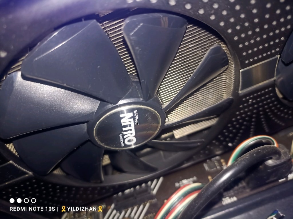 Sapphire Radeon RX 580 nitro - 4