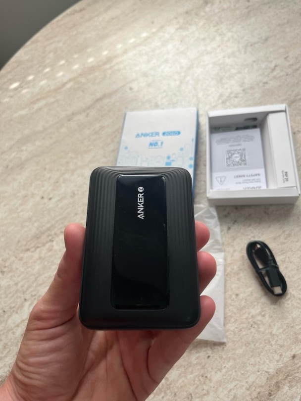 Anker Zolo Powerbank (10.000 mAh 30w Manyetik) - Siyah - 7
