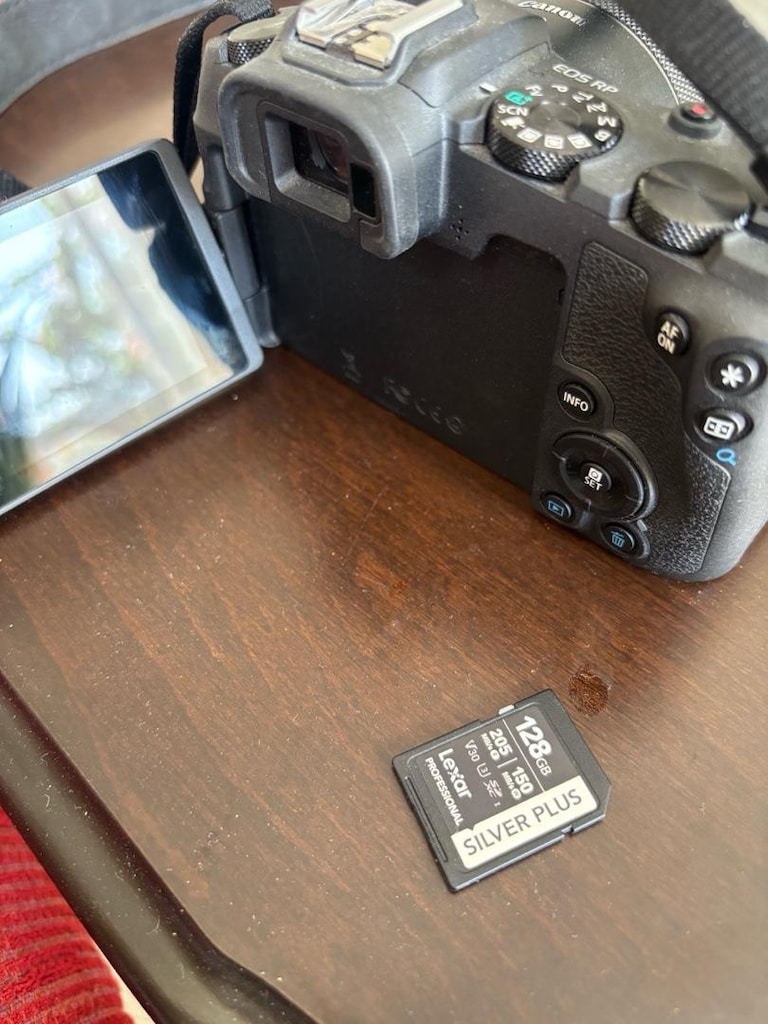 Canon EOS RP Full Frame + RF 50mm F1.8 STM + 128GB – Çok Az Kullanıldı - 3