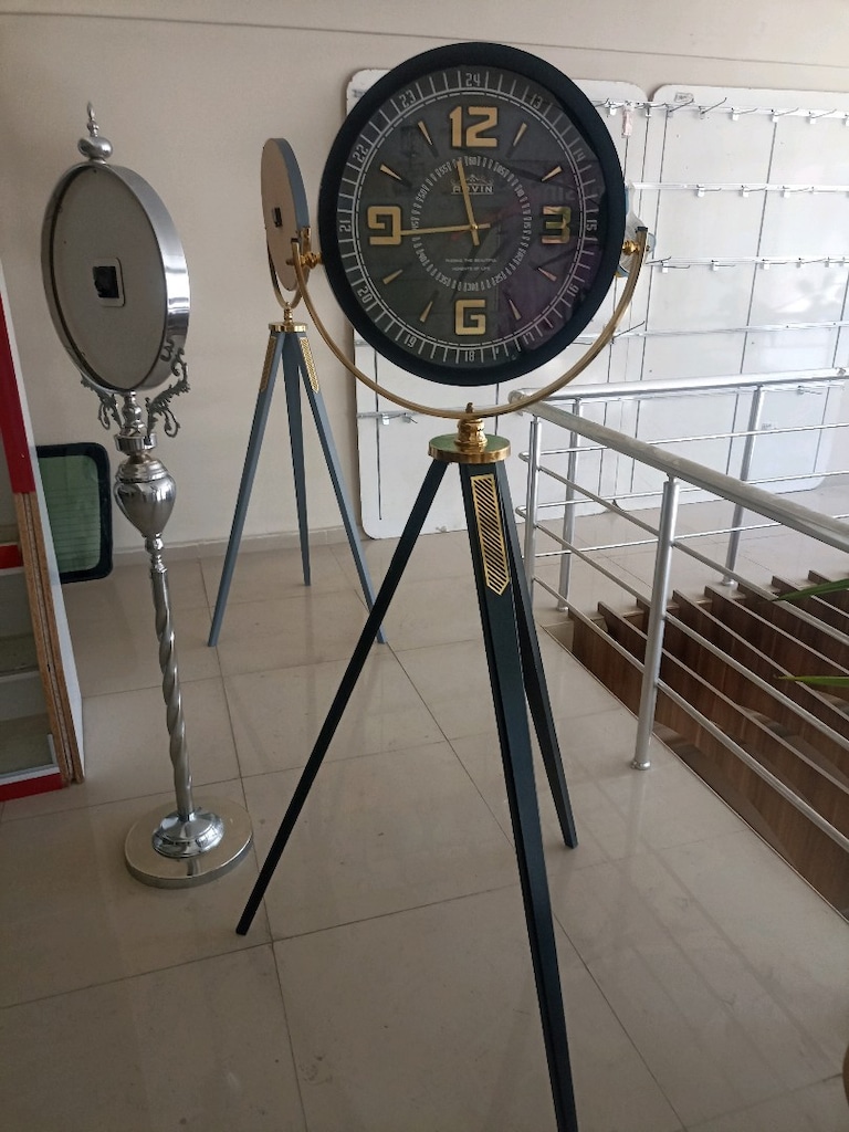 Tripod ayaklı saat sıfır ürün - 2