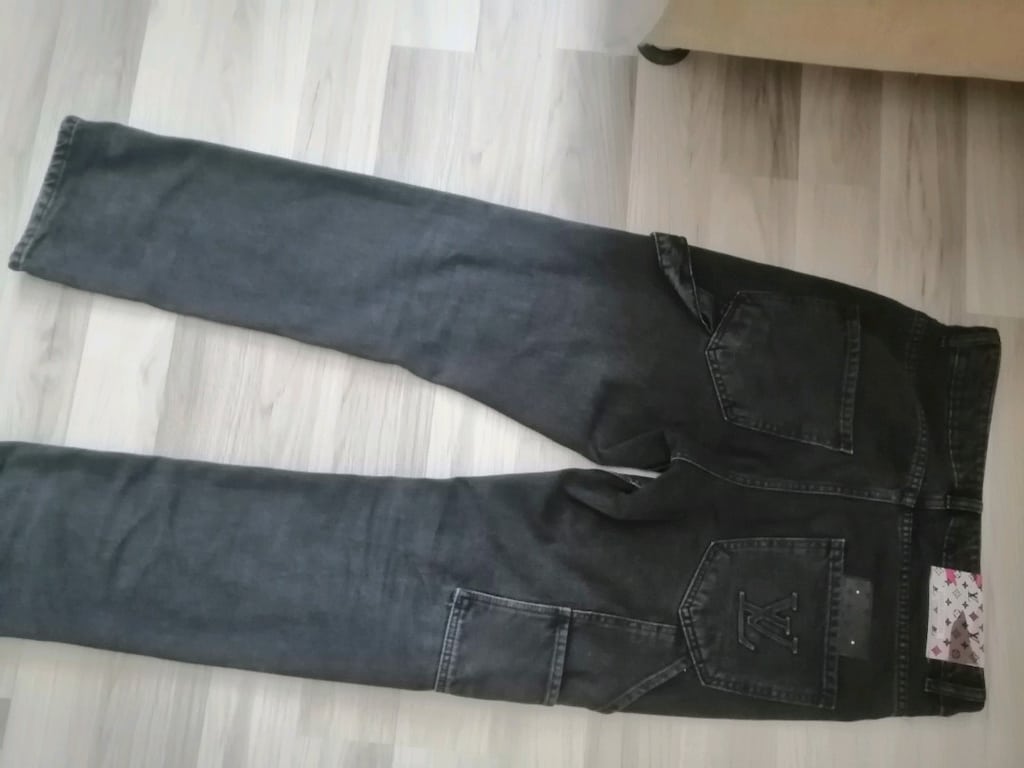 Louis Vuttion kot - 2