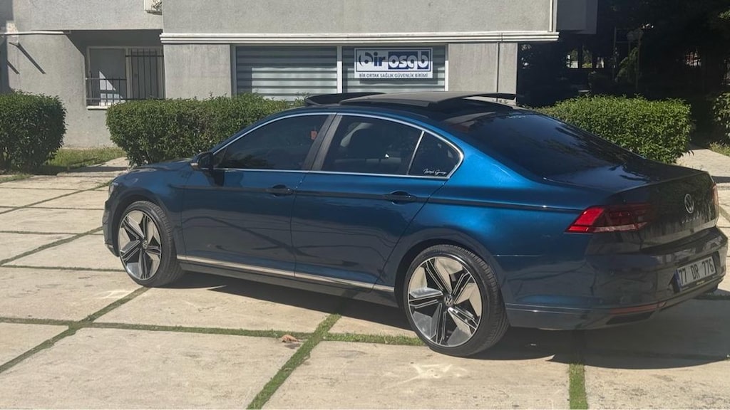 2021 MODEL VOLSKWAGEN PASSAT 1.5 tsi HATASIZ BOYASIZ DEĞİŞENSİZ - 4