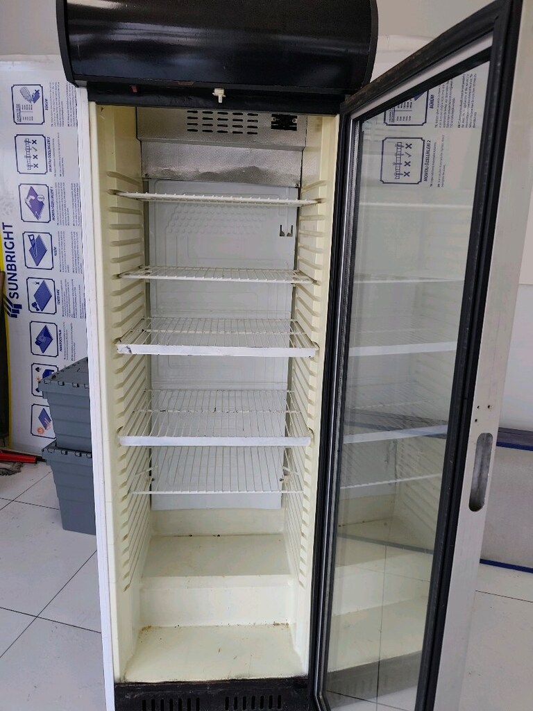 meşrubat dolabı - 2