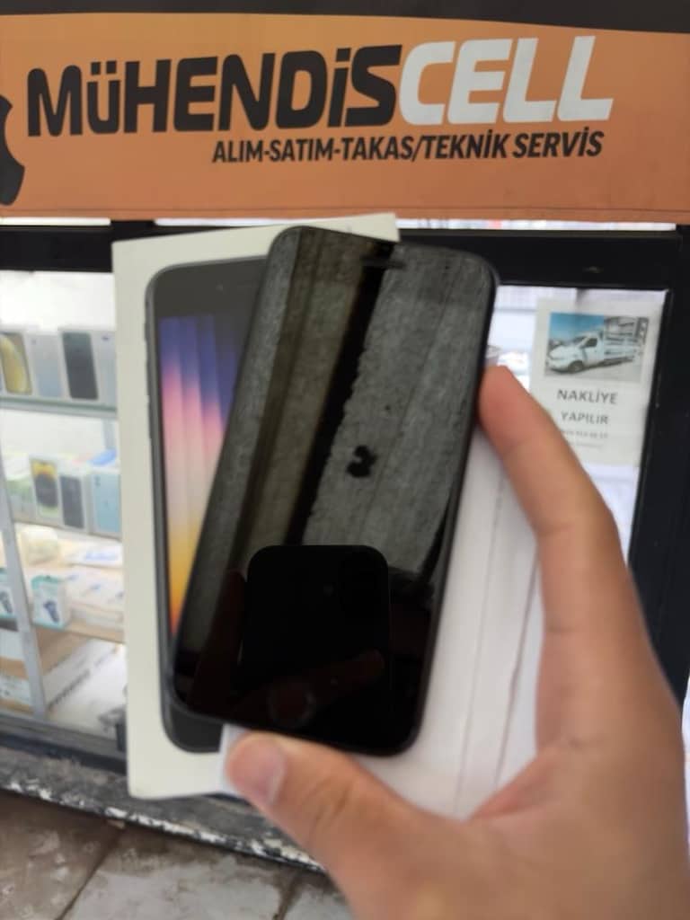 MÜHENDİSCELL’DEN İPHONE SE 3.NESİL İOS 18 PİL%89 KUTU FATURALI - 2