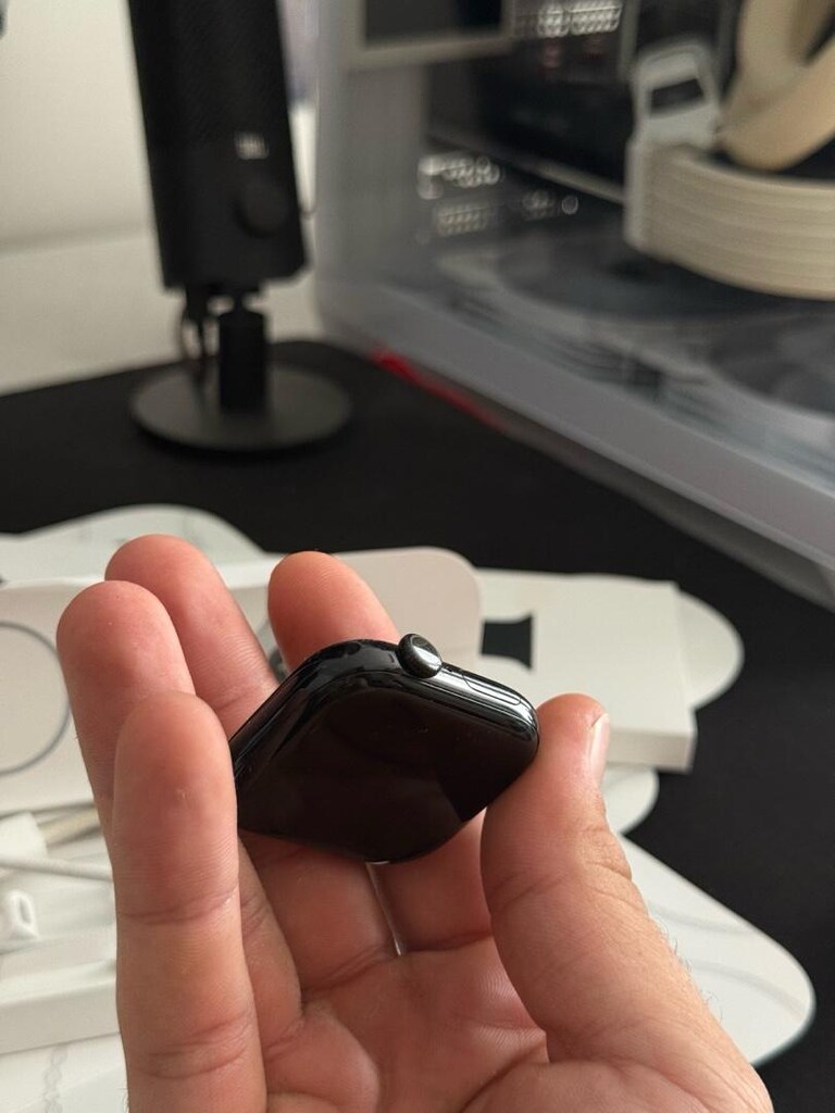 Apple Watch Series 10 46mm ÇELİK KASA Jet Black GPS - 5