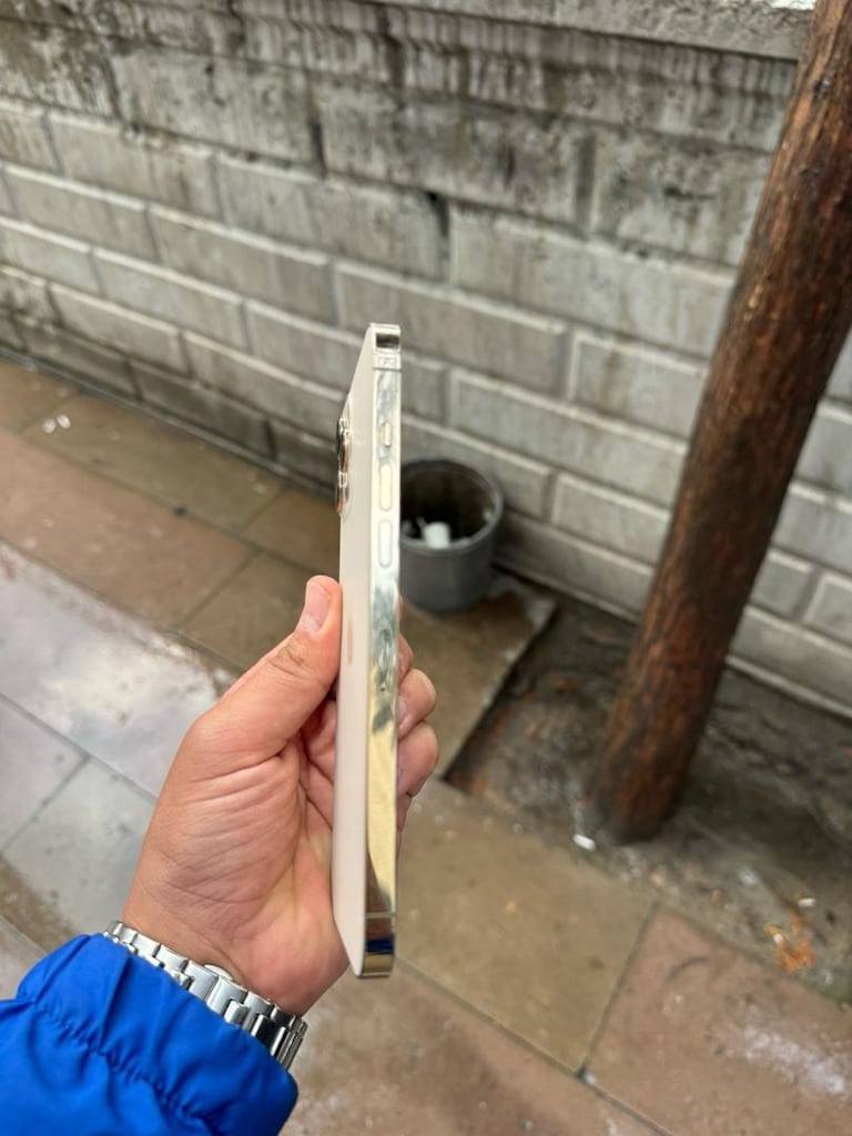 iPhone Akıllı Telefon - 4