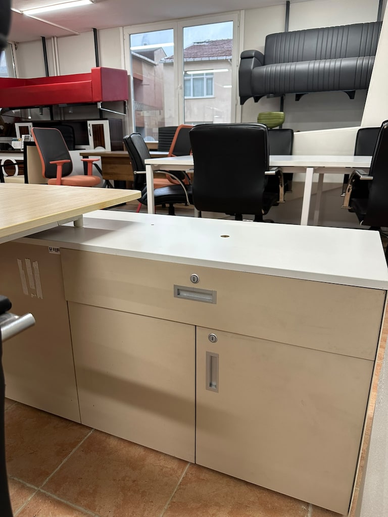 KLAS OFİS ÜSKÜDAR 220x90 NURUS AKÇE YÖNETİCİ MASASI İKİNCİ EL - 3