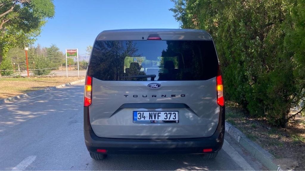 2025 MODEL 1.5 ECOBLUE DELUX 16 BİN KM DE HATASIZ BOYASIZ LANSMAN RENK - 4
