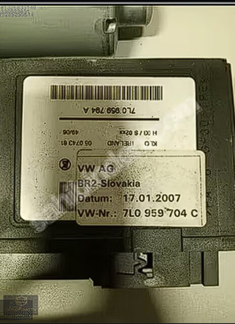 7L0959794A VW TOUAREQ PORCHE CAYANNE SAĞ ARKA CAM MOTORU