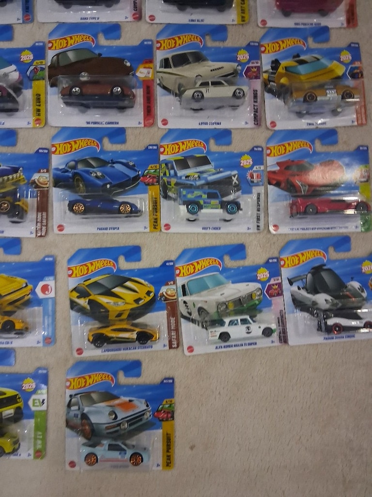 Hotwheels Kolleksiyonu - 4