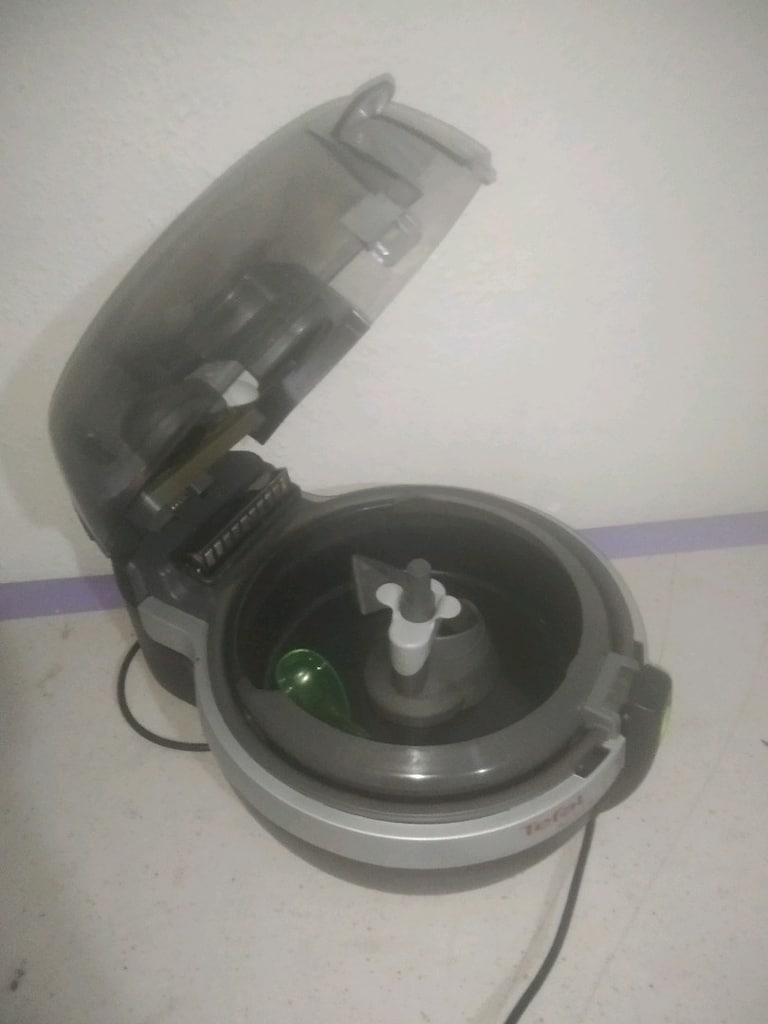TEFAL AİR FREE FRİTÖZ YAĞSIZ KIZARTMA BİR KAŞIK YAĞLA - 2