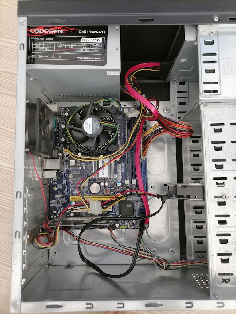 Pc - Pentium Dual Core 3.00 GHz, 4 Gb Ram, 250 Gb Seagate Hdd - 6