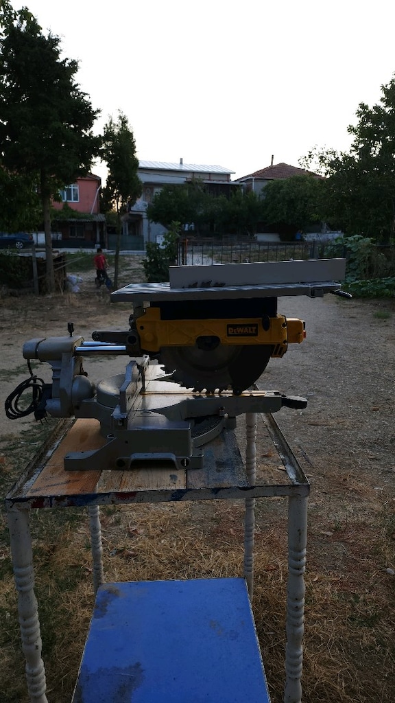 DEWALT GÖNYE KESME VE YATAR DAİRE - 16