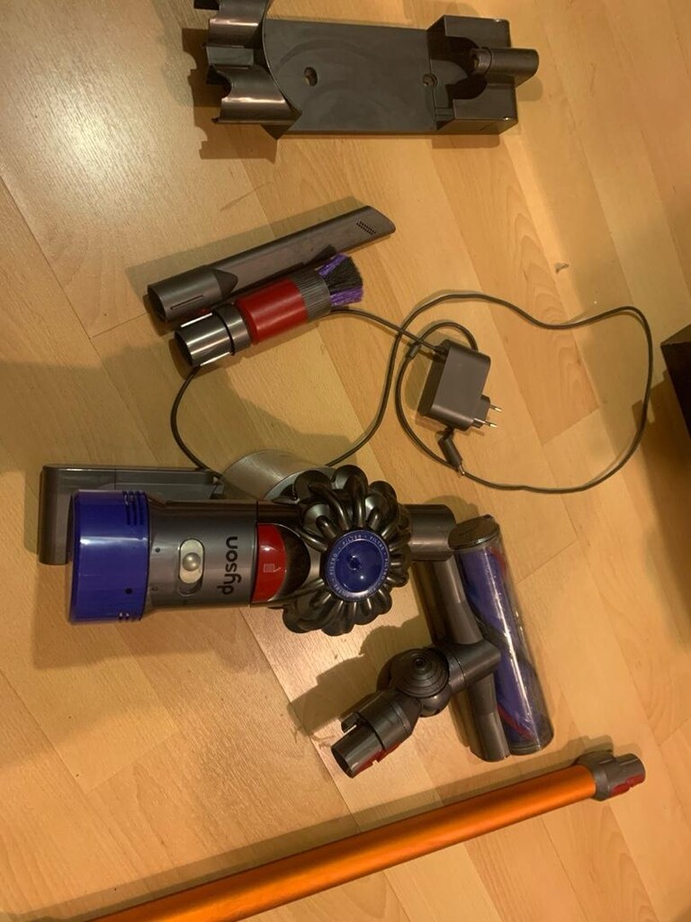 dyson V8 süpürge - 9