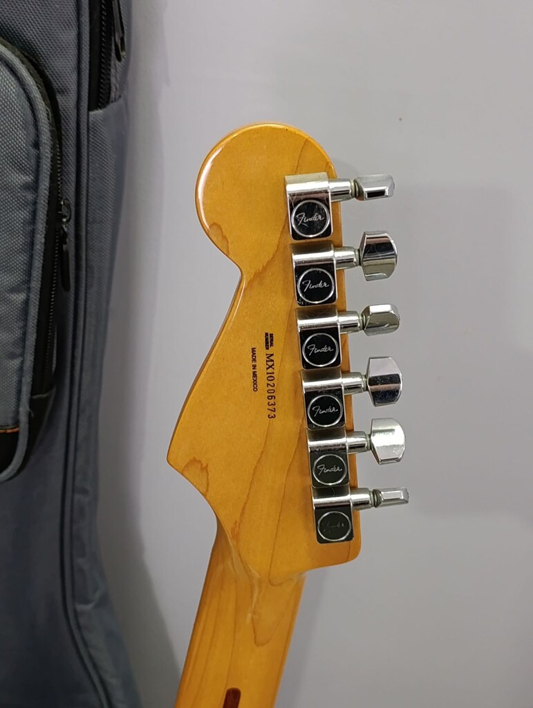 Fender Stratocaster HH - 6