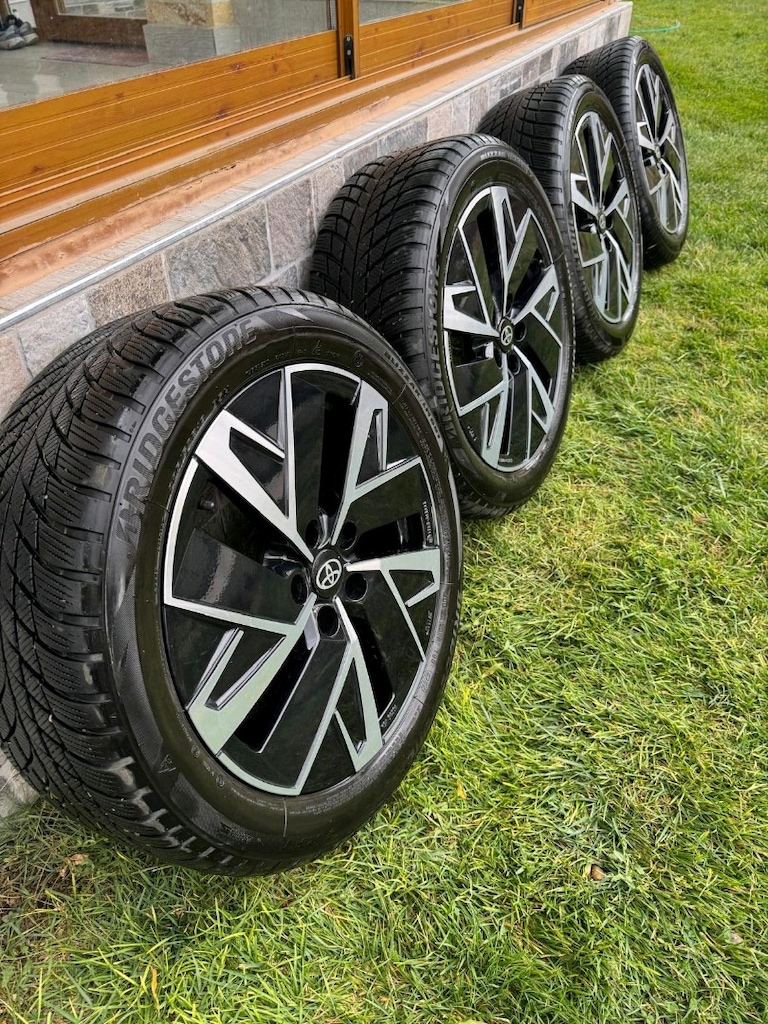 Toyota Corolla Cross/Chr Kışlık Lastik ve Jantlar 225/50 R18 - 4