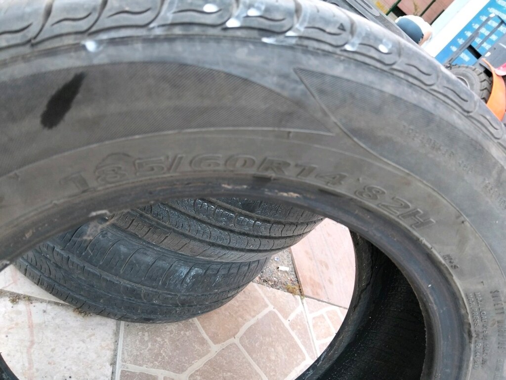 Kumho 4 mevsim 14 jant lastik gayet temiz 2021 tarihli - 2