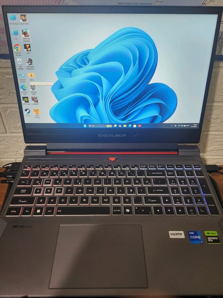 CASPER EXCALİBUR G880 GAMİNG LAPTOP - 18