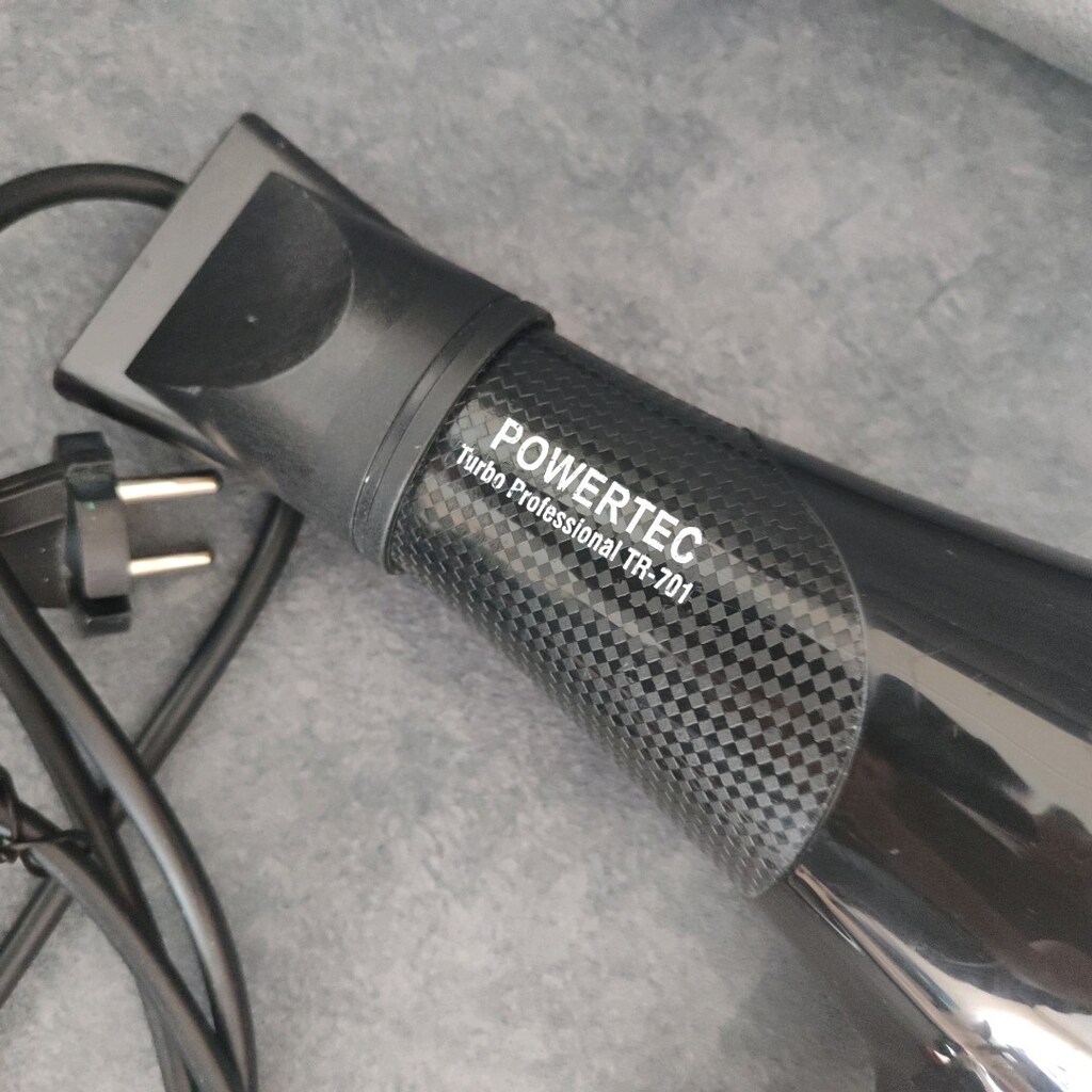 FönMakinesi Powertec 701 Fazlaliktan Satilik Temiz. - 2